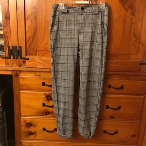Plaid pants with elastic ankle bottoms